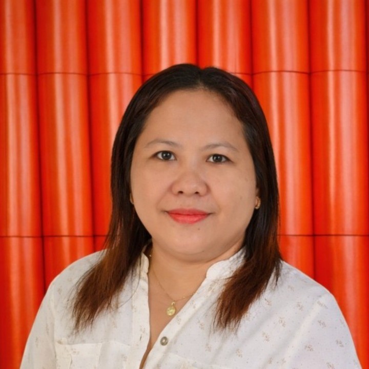 Mary Empeynado, Sales Development Representative at Customized Foam Fingers